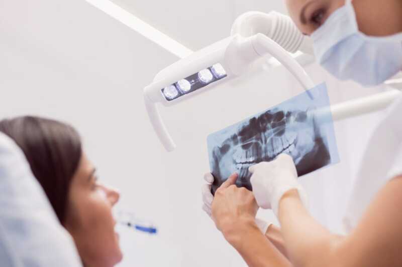 имплантация в лунку зуба